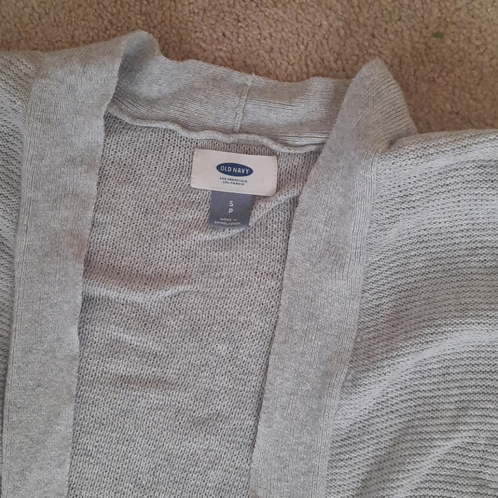 Cardigan - Picture 2 of 6